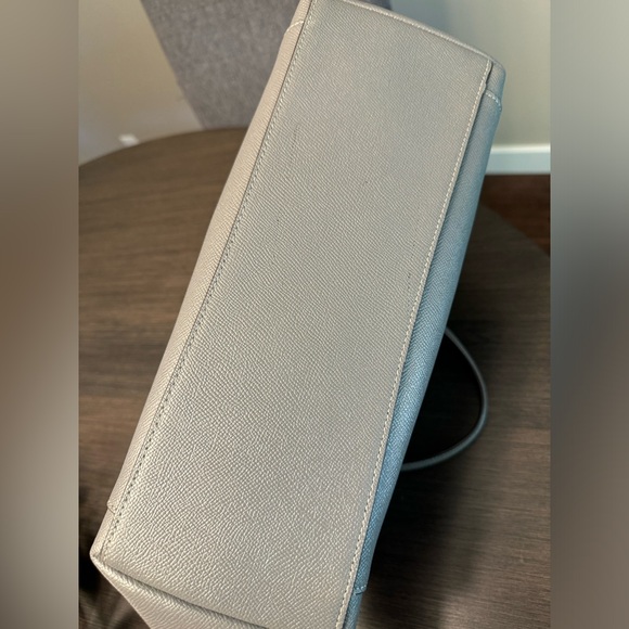 *SOLD* Coach Handbag - Tote - Picture 7 of 9